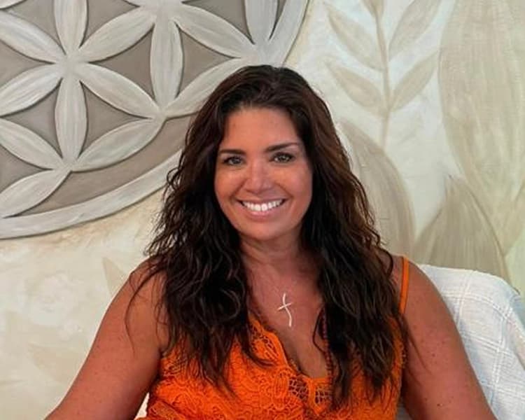 Peggy Vivas